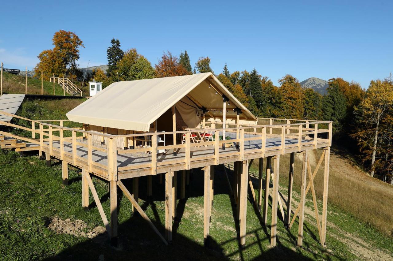 Bukovel Glamping Hotel Ngoại thất bức ảnh