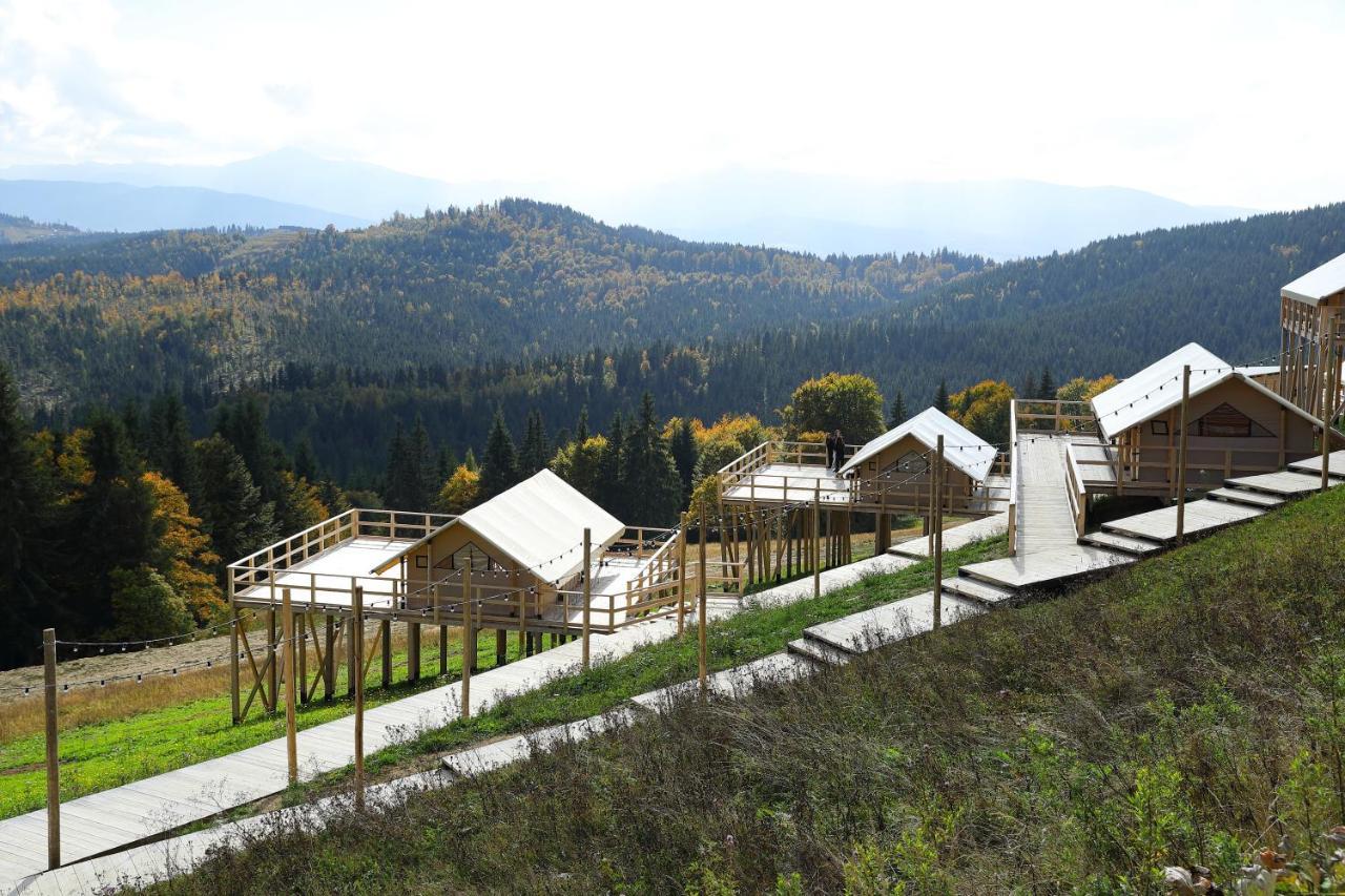 Bukovel Glamping Hotel Ngoại thất bức ảnh